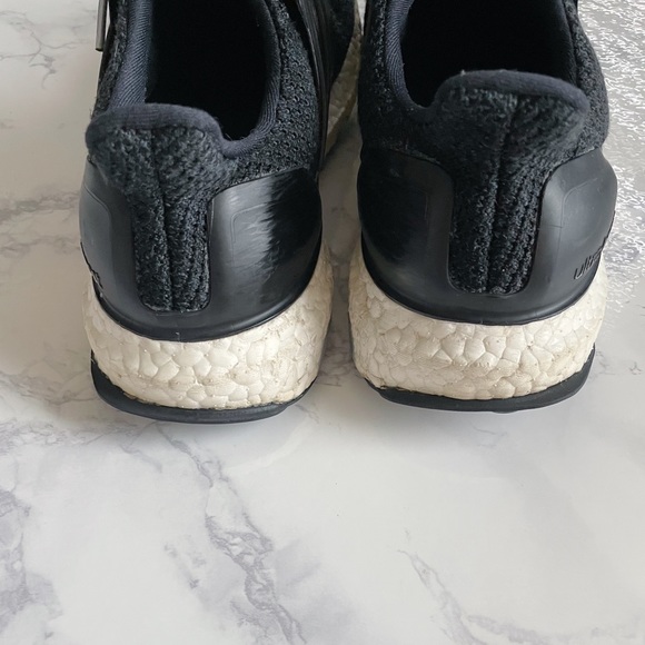 Adidas Women Black Ultraboost Size 6.5 - Picture 5 of 11